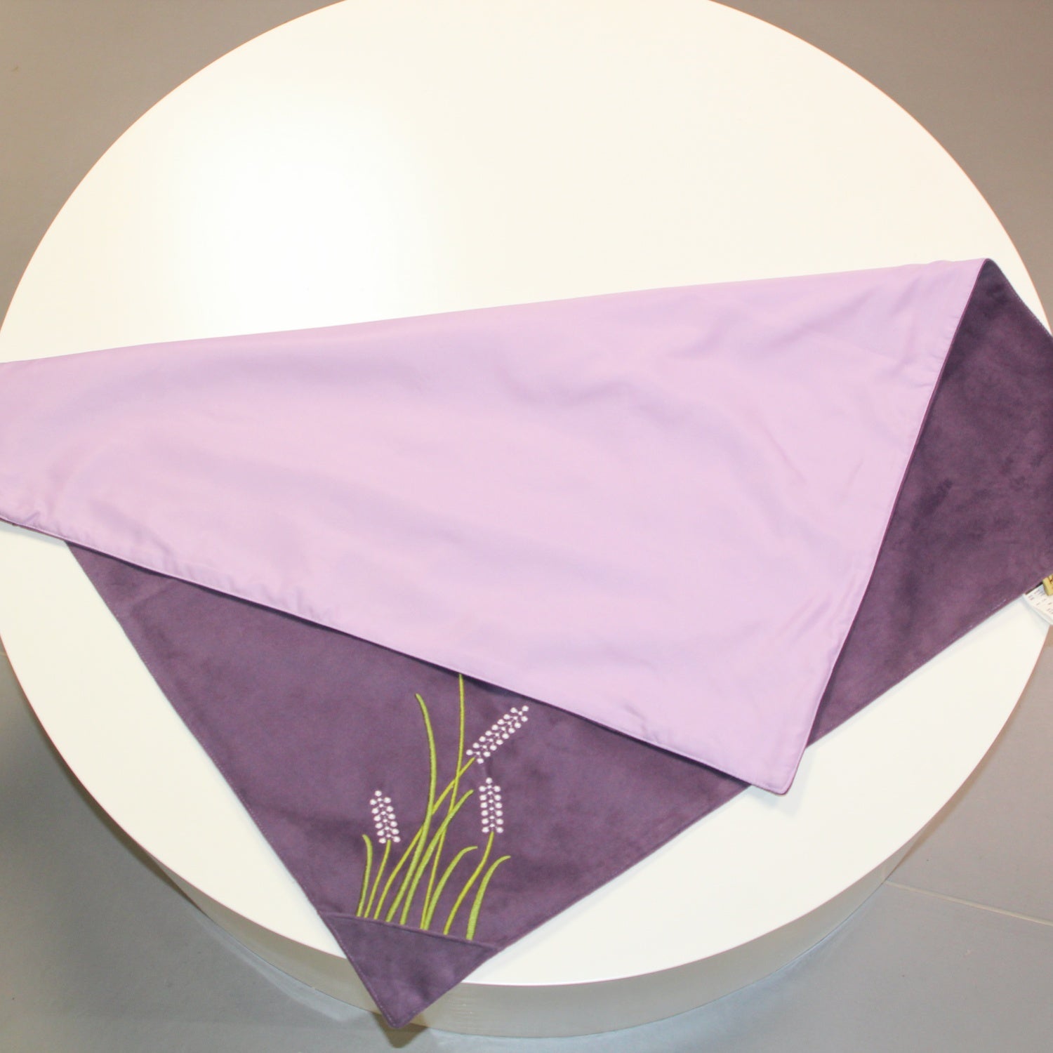 KMB European Field Style Coffee Tablecloth Style Living Room Center Table Mat, Purple Tablecloth (27x27 inches)