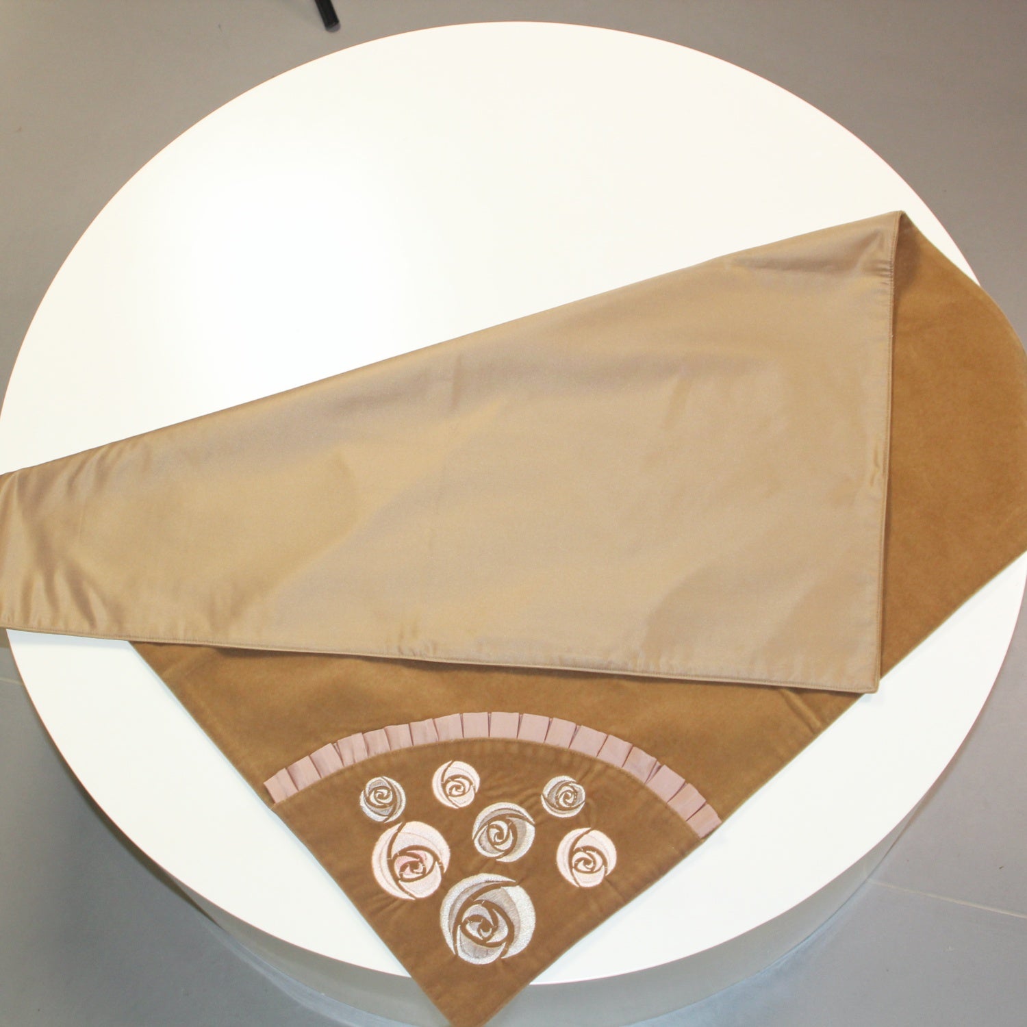 KMB - Euro Style Tablecloth - Wipeable Picnic Tablecloth - Colorfast Plastic Tablecloth with a Better Backing Than Flannel - Light Brown - 23 x 23 Inch Rectangle